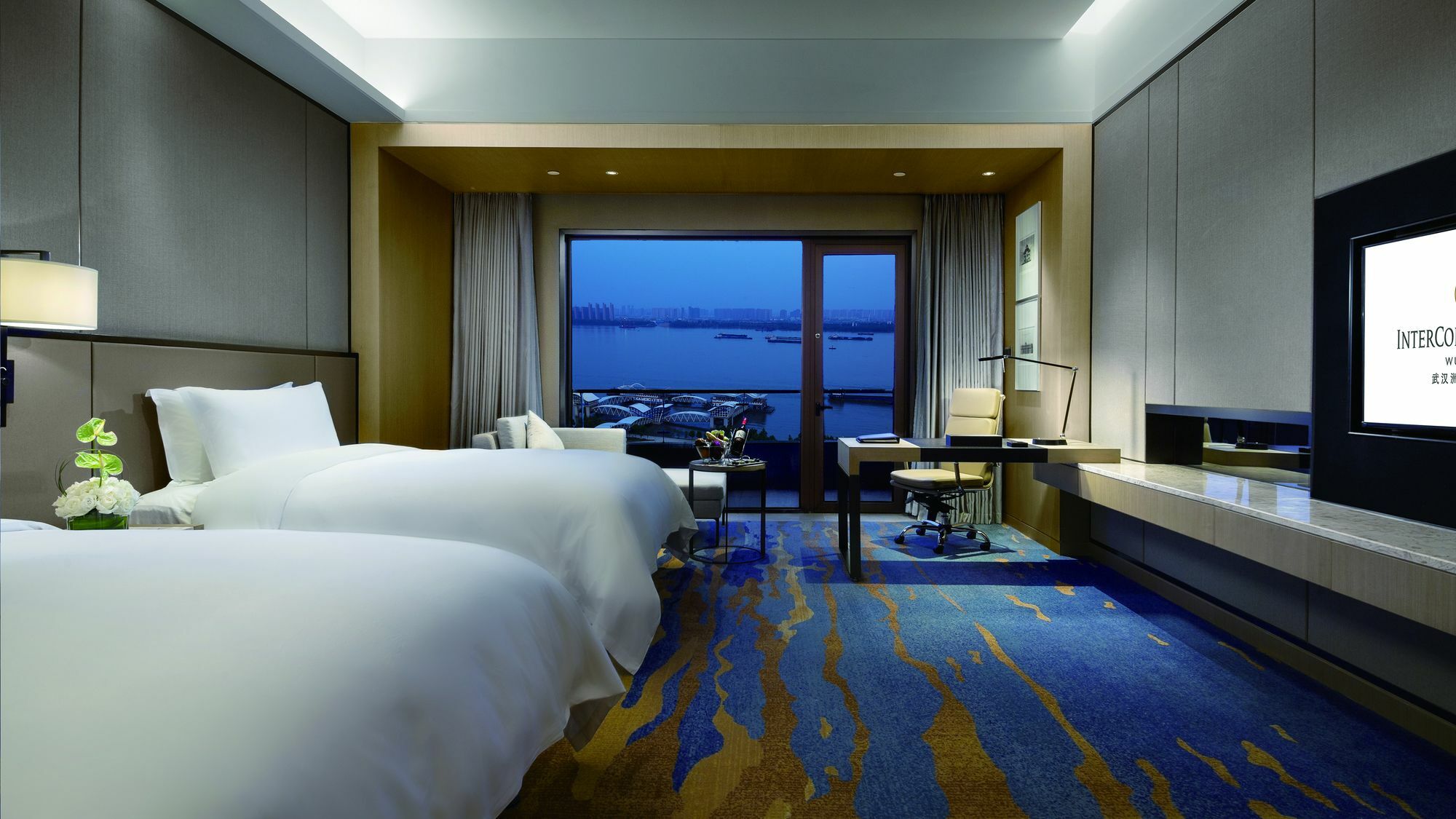 Intercontinental Wuhan By Ihg - Yangtze River View Exterior foto